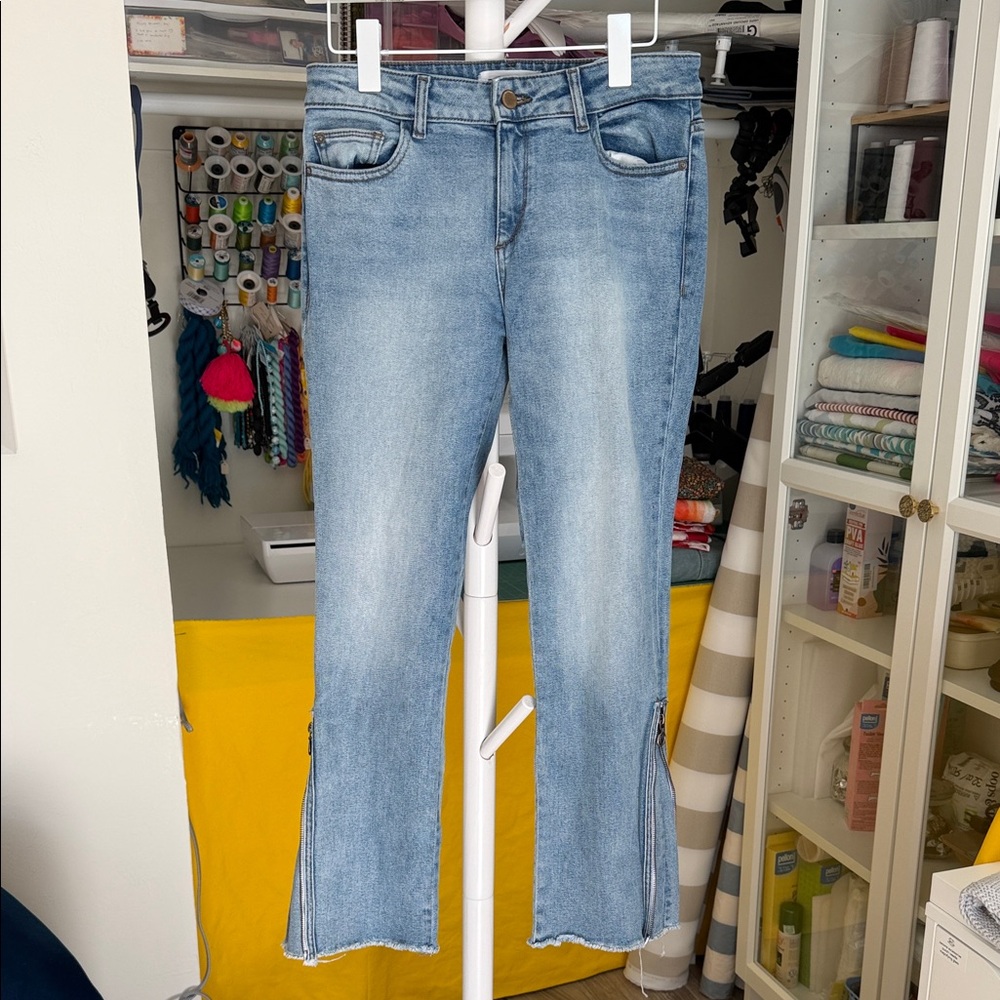 DL 1961 MARA INDTASCULPT STRAIGHT ANKLE SIZE 27